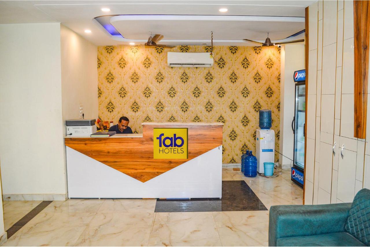 Fabhotel The Golf Inn Noida Kültér fotó