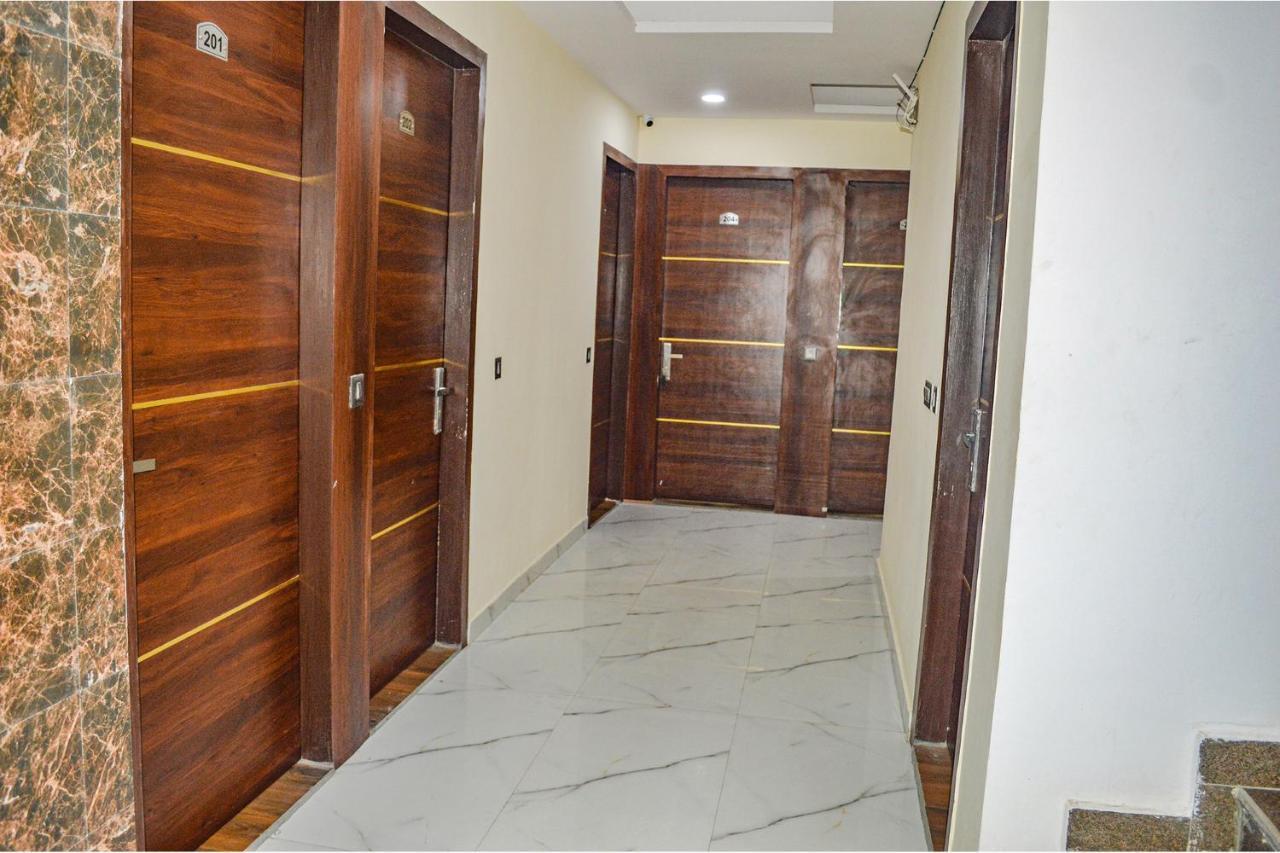 Fabhotel The Golf Inn Noida Kültér fotó